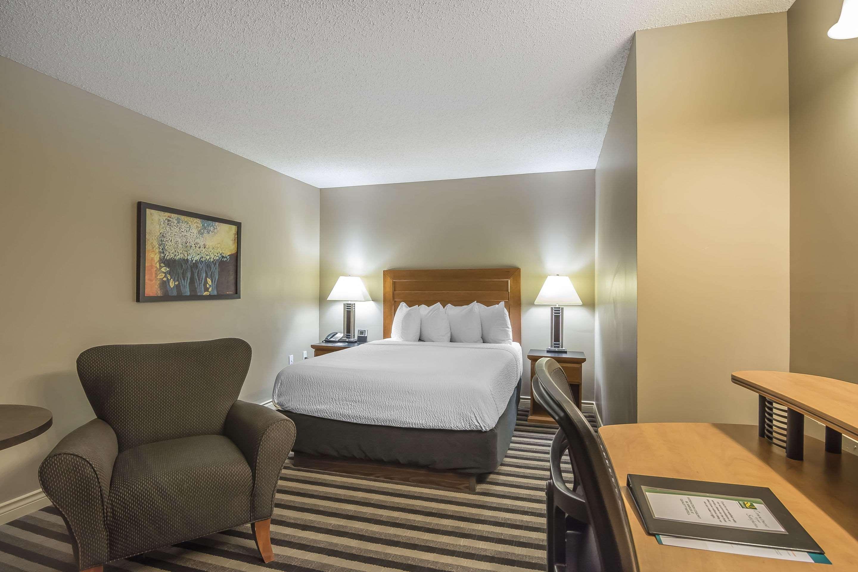 Quality Inn West Эдмонтон Экстерьер фото