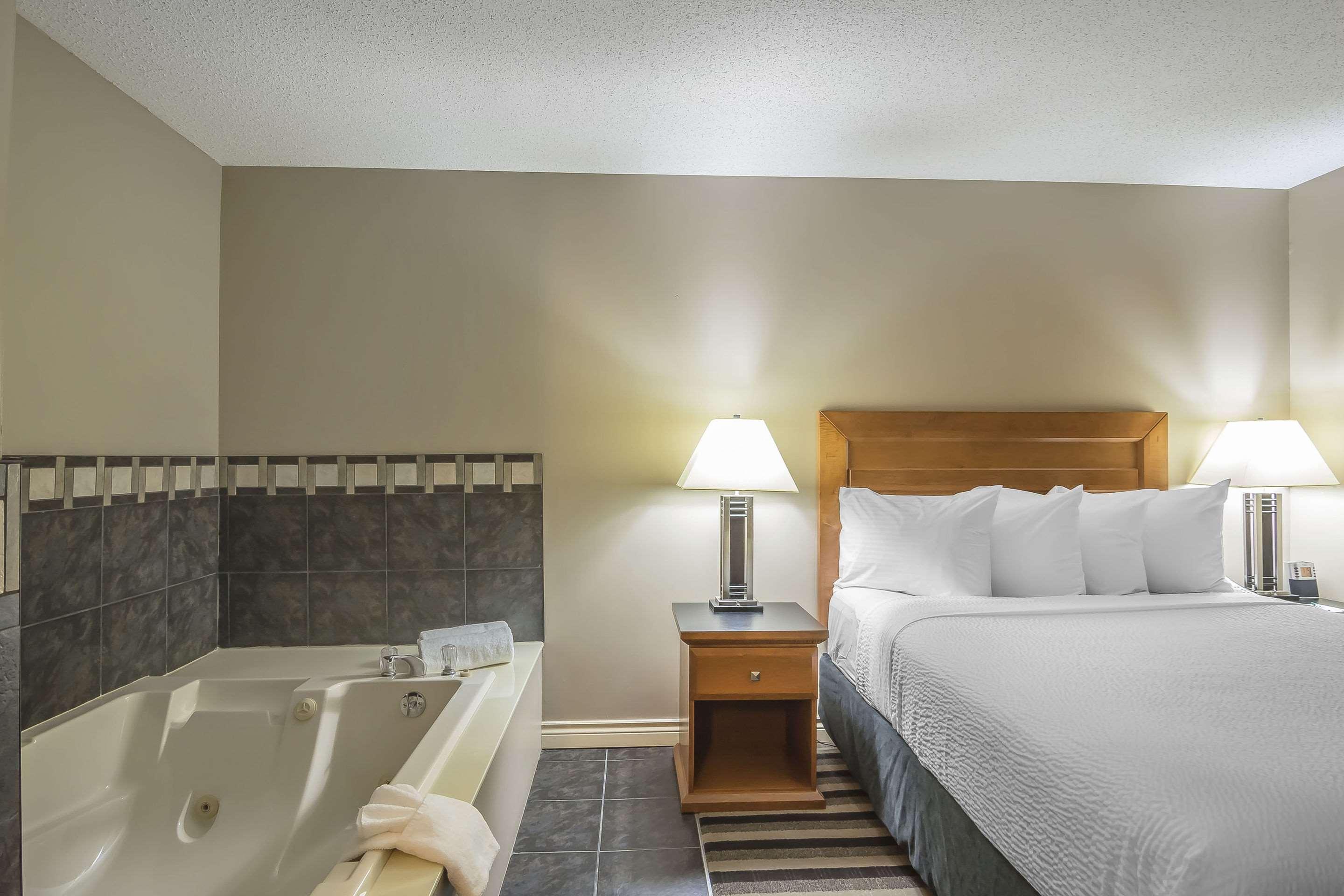 Quality Inn West Эдмонтон Экстерьер фото