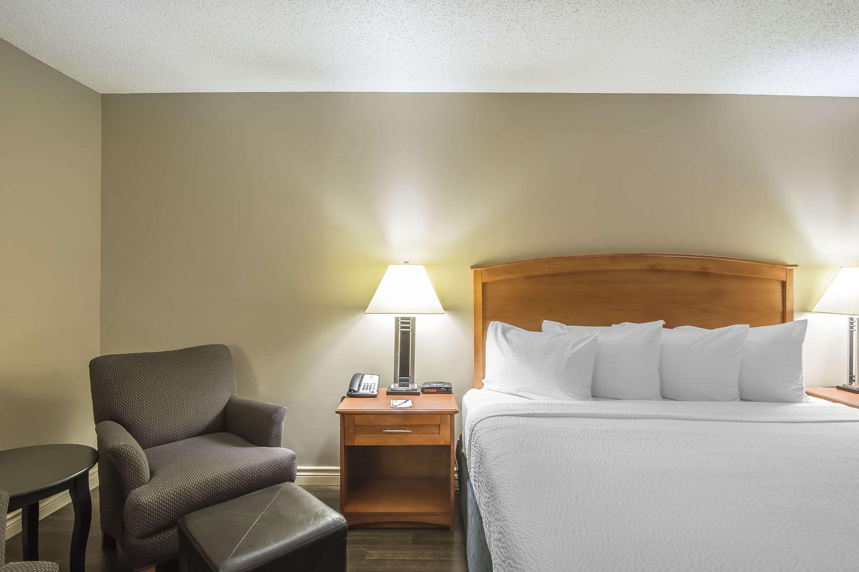Quality Inn West Эдмонтон Экстерьер фото