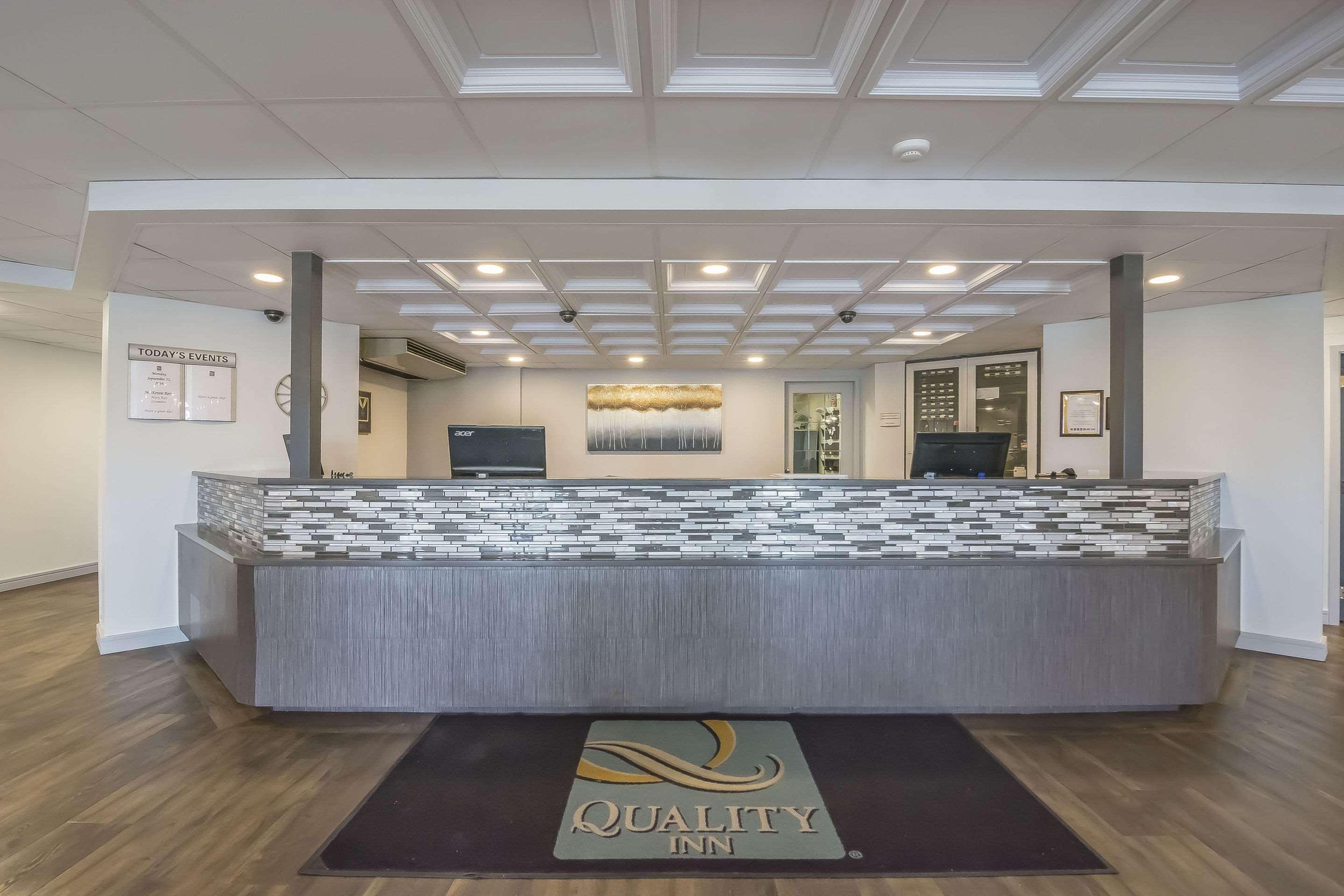 Quality Inn West Эдмонтон Экстерьер фото