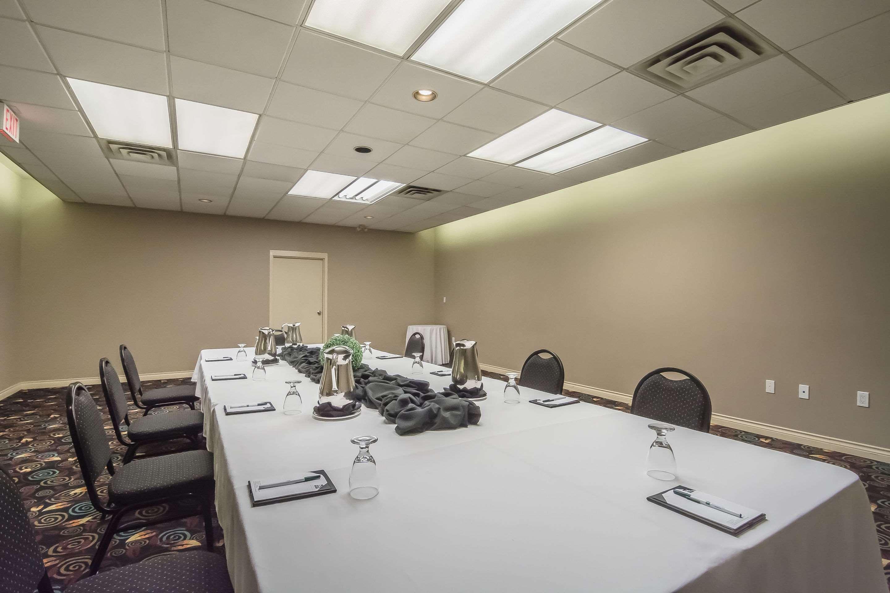 Quality Inn West Эдмонтон Экстерьер фото